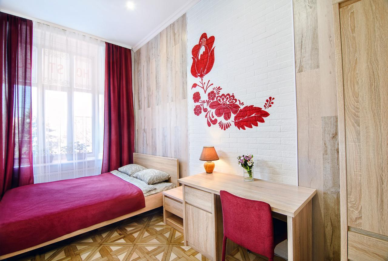 Cossacks Hostel Lviv Ngoại thất bức ảnh