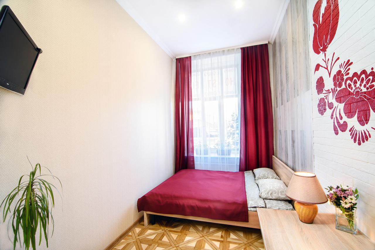 Cossacks Hostel Lviv Ngoại thất bức ảnh