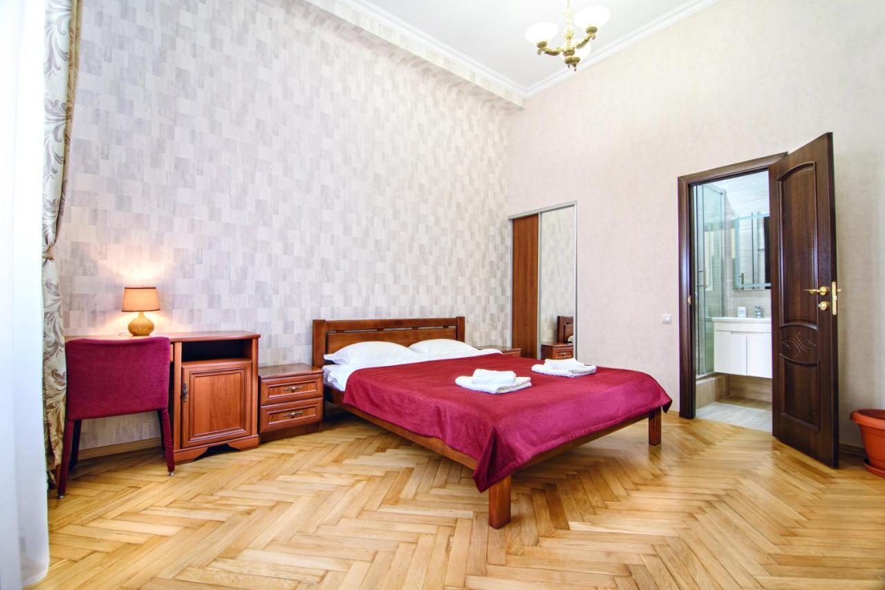 Cossacks Hostel Lviv Ngoại thất bức ảnh