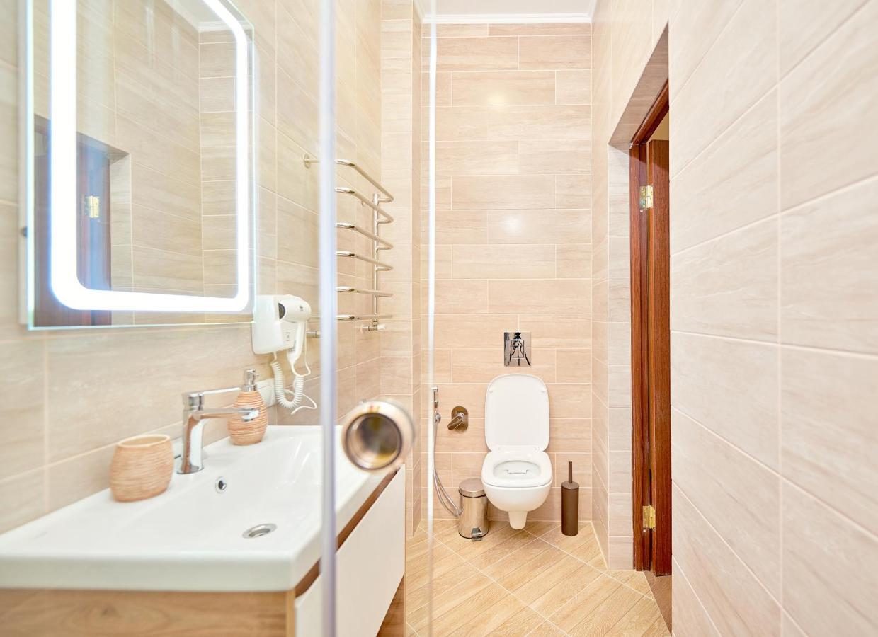 Cossacks Hostel Lviv Ngoại thất bức ảnh